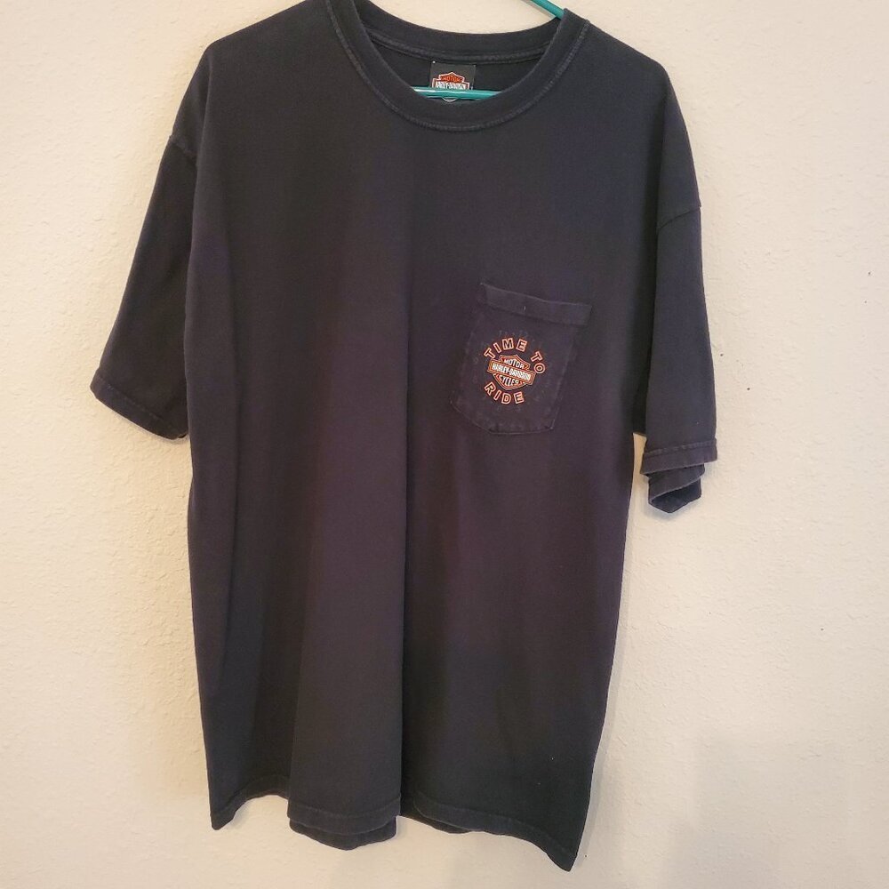 Harley Davidson black men's T shirt from Austin, TX, size XL, 100% cotton.